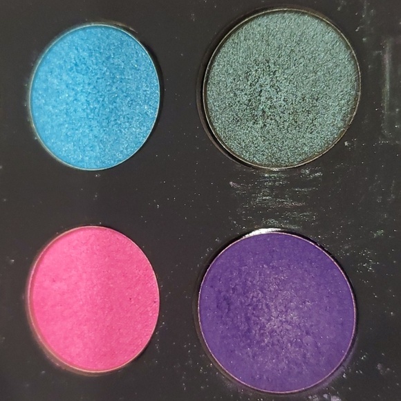 Make up for ever eyeshadow palette - Picture 5 of 6